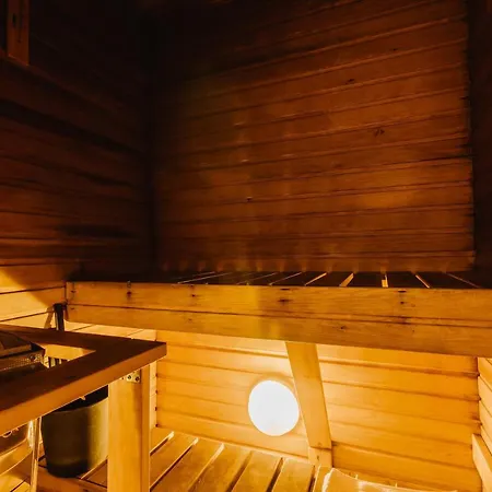 亚历山大酒店 酒店