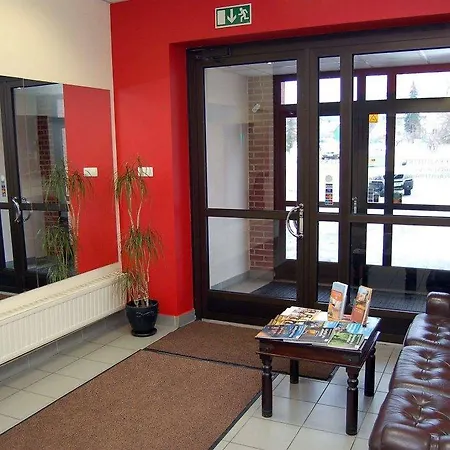 Otel Aleksandri 3*